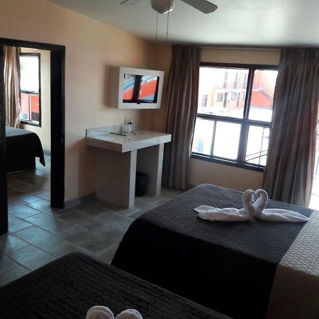 Motel Agora Ensenada Extérieur photo
