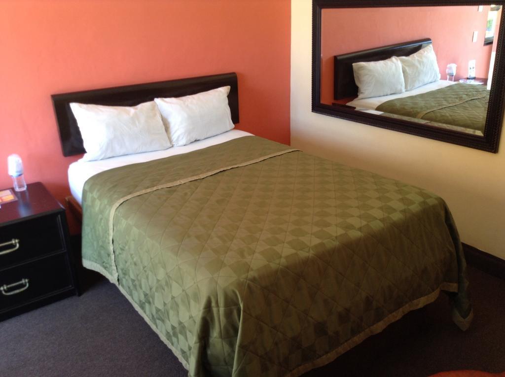 Motel Agora Ensenada Chambre photo
