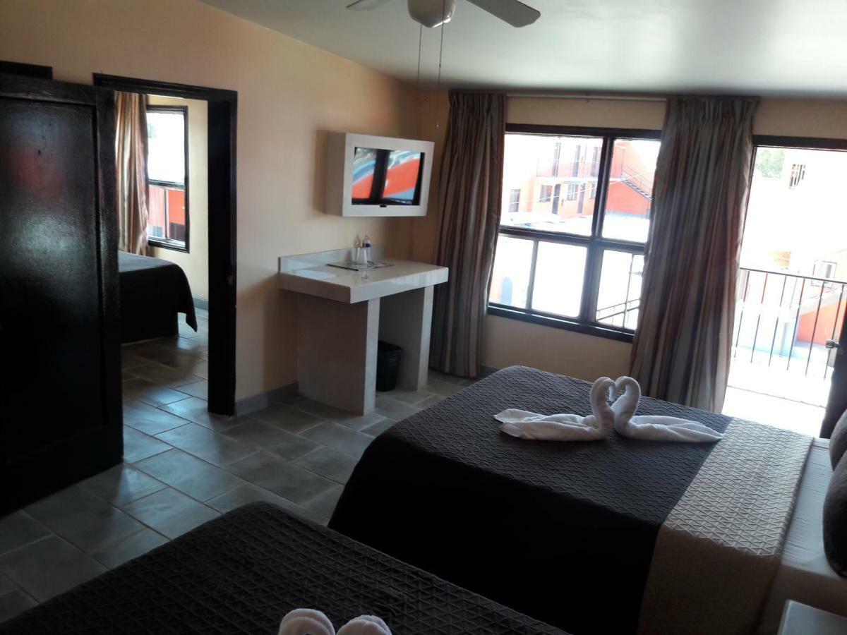 Motel Agora Ensenada Extérieur photo